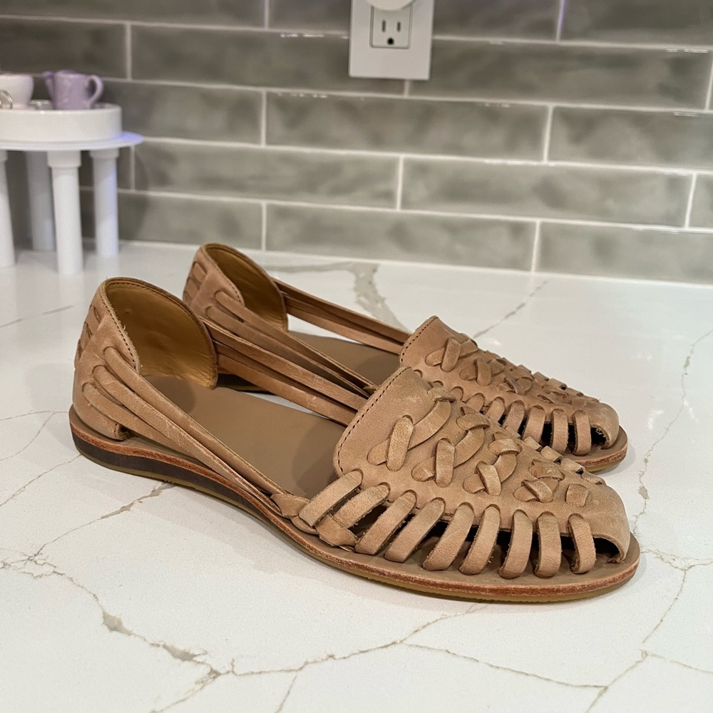 Nisolo Tan Cutout Flats